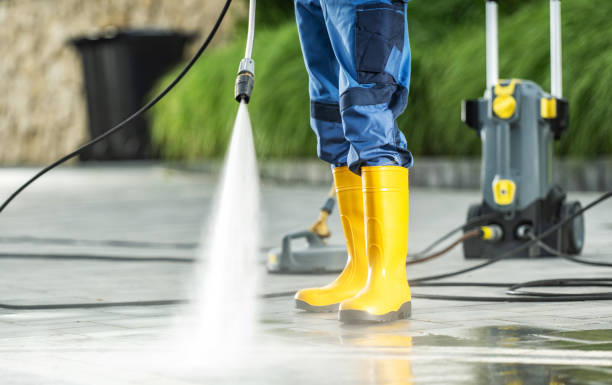 Why Choose Our Certified Pressure Washing Experts for Your Project Needs in Oblong, IL?